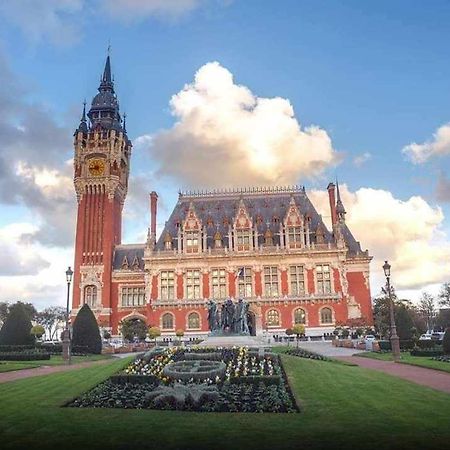 Calais Plage-Gare Appartement Elegant Tout Equipe Екстериор снимка