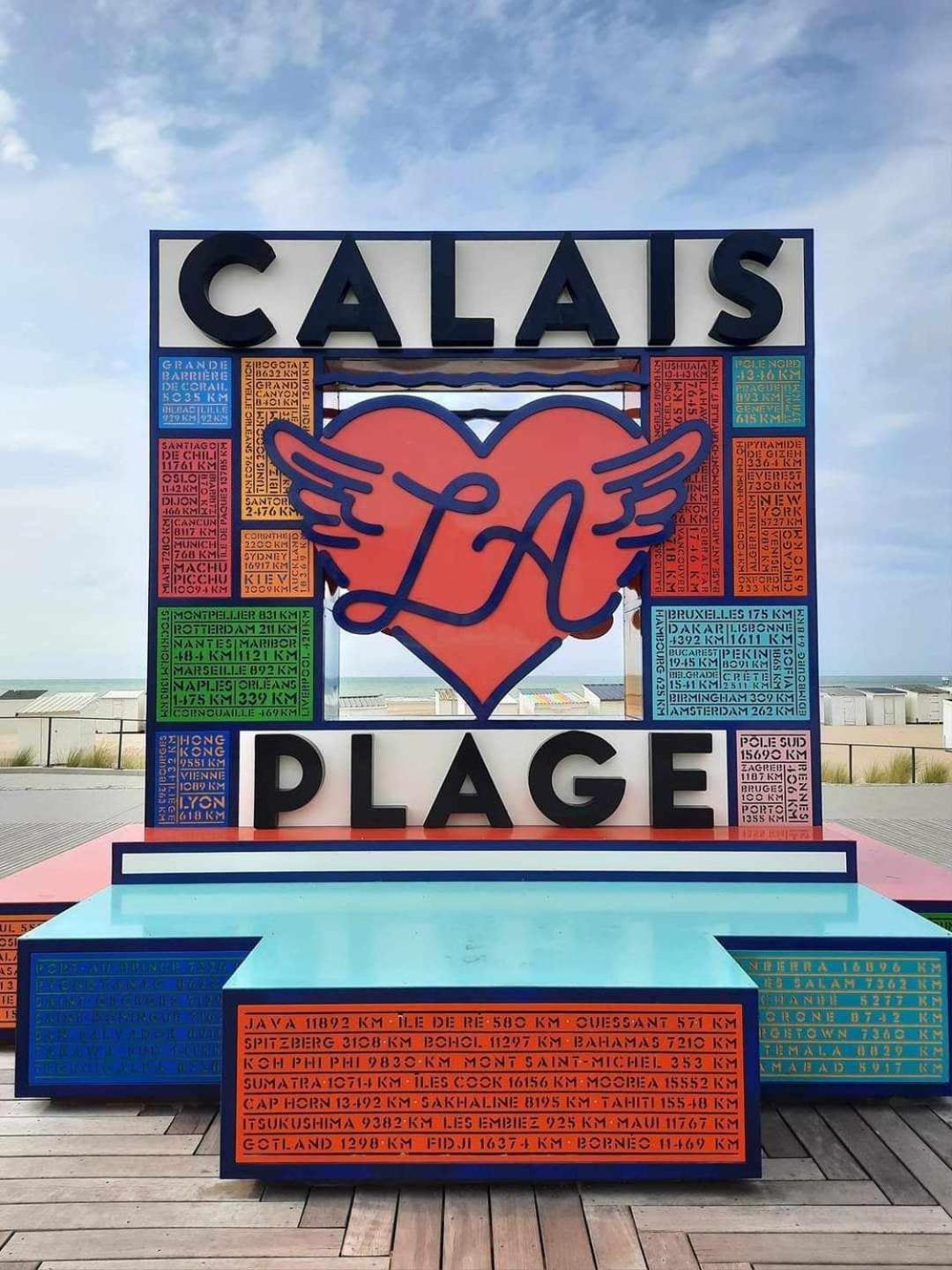 Calais Plage-Gare Appartement Elegant Tout Equipe Екстериор снимка