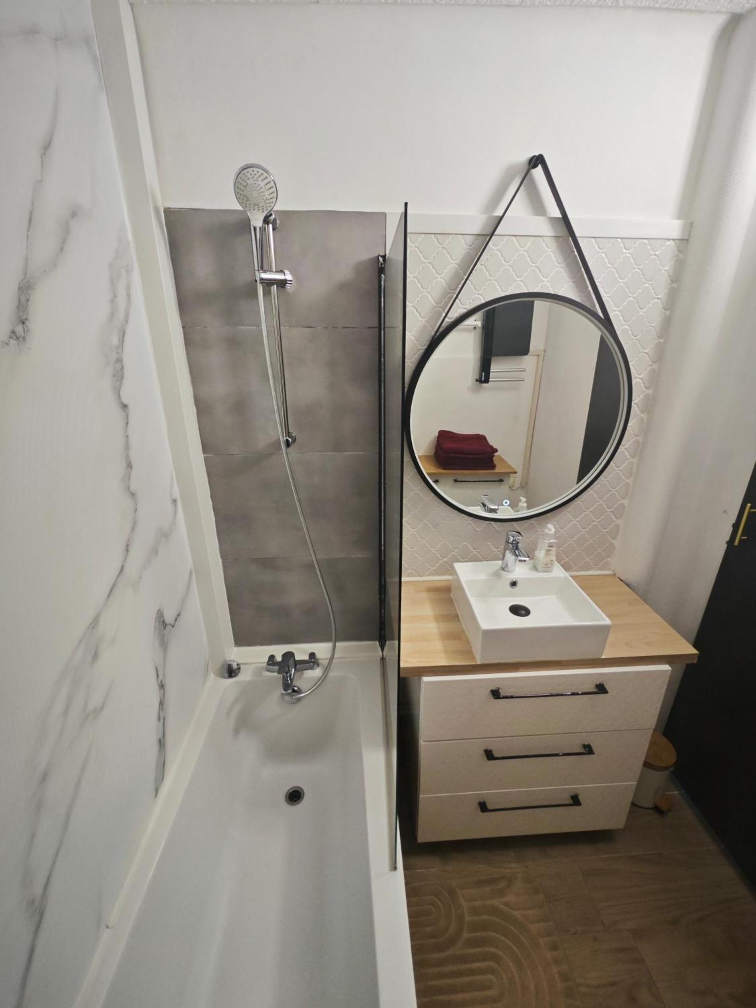 Calais Plage-Gare Appartement Elegant Tout Equipe Екстериор снимка
